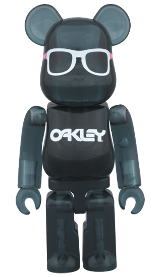 MCH_Bearbrick_BB00001751.png
